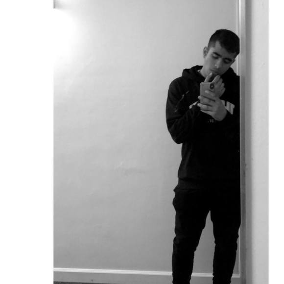 Meet your Posher, Anant - Picture 1 of 1